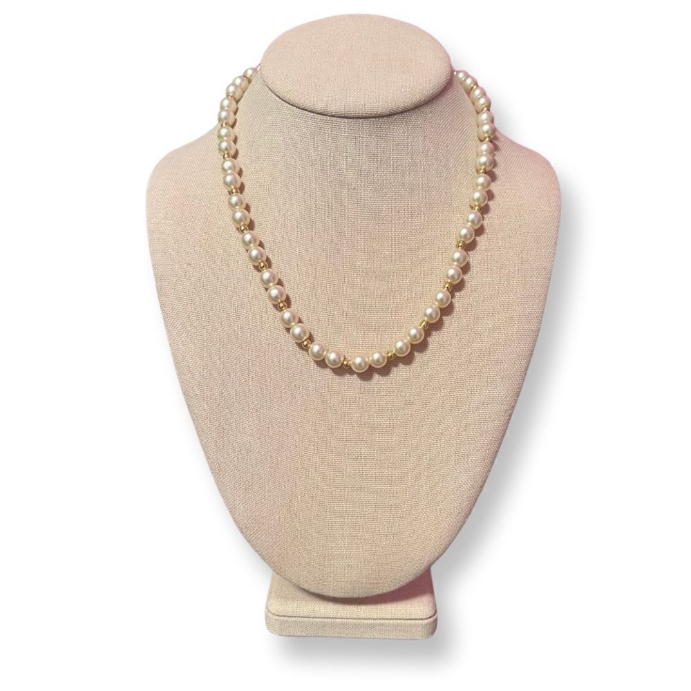 ⭐️3/$25⭐️ Pearl Gold Tone Necklace
